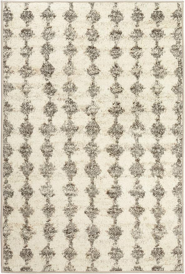 Dash & Albert Izzy Grey Machine Washable Rug, 6 X 9 Feet, Grey Graphic Pattern