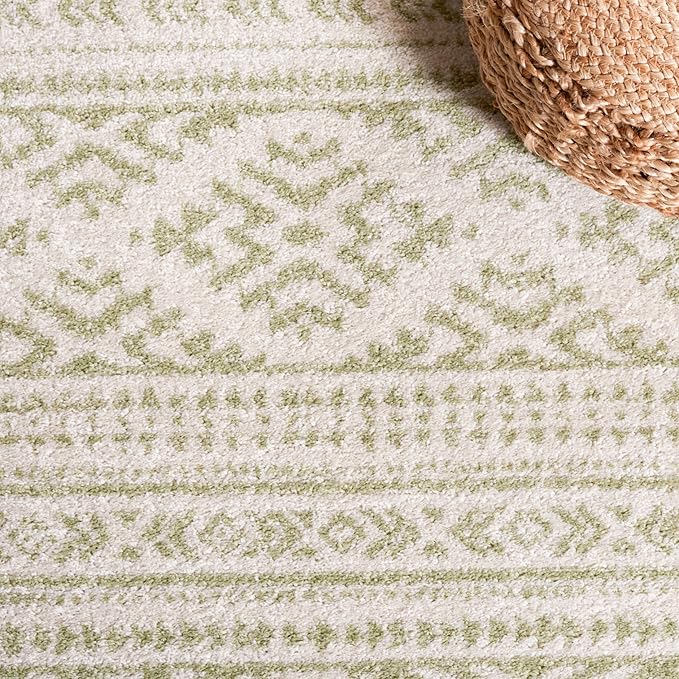 SAFAVIEH Tulum Collection Area Rug - 6'7" Round, Ivory & Sage, Moroccan Boho Tribal Design, Non-Shedding & Easy to Clean, Ideal for Living Room, Bedroom, Dining Space (TUL272H)