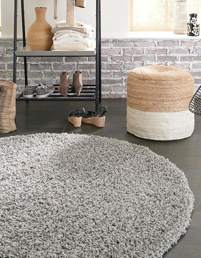Unique Loom Solid Shag Collection Area Rug (5' 3" Round, Cloud Gray)