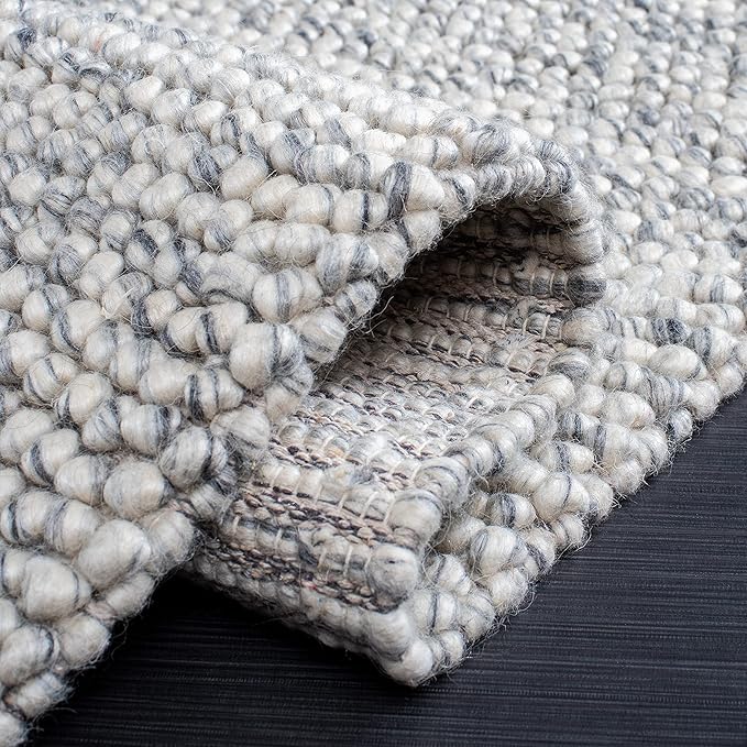 Safavieh Area Rug 6x8 - Natura Collection - Light Grey & Ivory, Handmade Wool Blend, Textured Design, Ideal for Living Room, Bedroom, Dining Space (NAT620G)