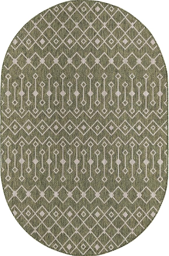 Unique Loom Outdoor Trellis Collection Area Rug - Tribal Trellis (5' 3" x 8' Oval, Green/ Natural)