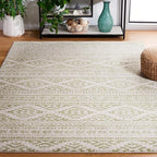 SAFAVIEH Area Rug 6x9 - Tulum Collection - Ivory & Sage, Moroccan Boho Tribal Design, Non-Shedding & Easy to Clean, Ideal for Living Room, Bedroom, Dining Space (TUL272H)
