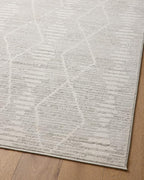 Loloi Kamala Collection KAM-02 Ivory/Silver 5'-3" x 7'-9" Area Rug