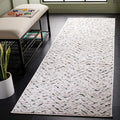 SAFAVIEH Adirondack Collection Runner Rug - 2'6" x 8', Ivory & Green, Geometric Design, Ideal for High Traffic Areas in Entryway, Kitchen & Bathroom (ADR104X-28)