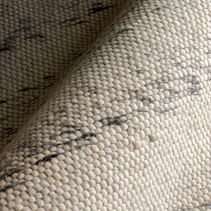 Rugs USA Hamptons Marled Ivory/Grey, 5' x 8', Hand Woven, Marled, Tassel, Soft and Cozy, High Traffic, Stain Resistant, Easy Clean, Durable Area Rug for Bedroom, Living Room, Dining, Den, Foyer