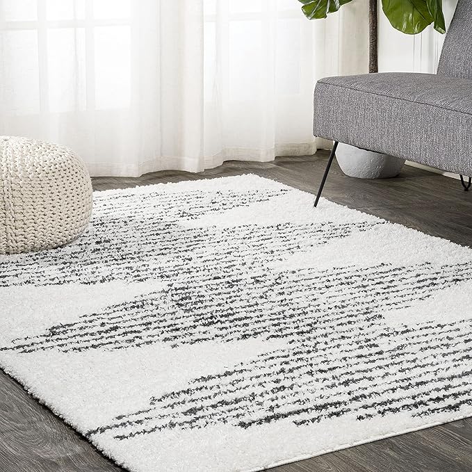 JONATHAN Y Elm Diamond Stripe Shag White/Gray Indoor Area Rug, 3x5, Geometric, Bohemian, Contemporary, Easy-Cleaning for Living Room, Bedroom, Kitchen, Pet Friendly, Non-Shedding (MOH408A-3)