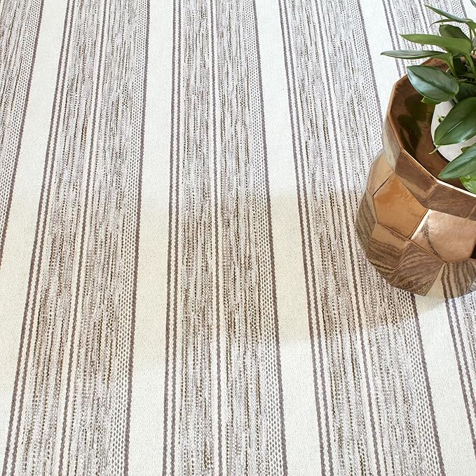 Dash & Albert Ellington Stripe Grey Machine Washable Rug, 4 X 6 Feet, Grey Stripe Pattern