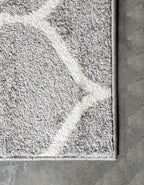 Rugs.com Lattice Frieze Collection Rug – 6' Square Light Gray Medium Rug Perfect for Living Rooms, Kitchens, Entryways