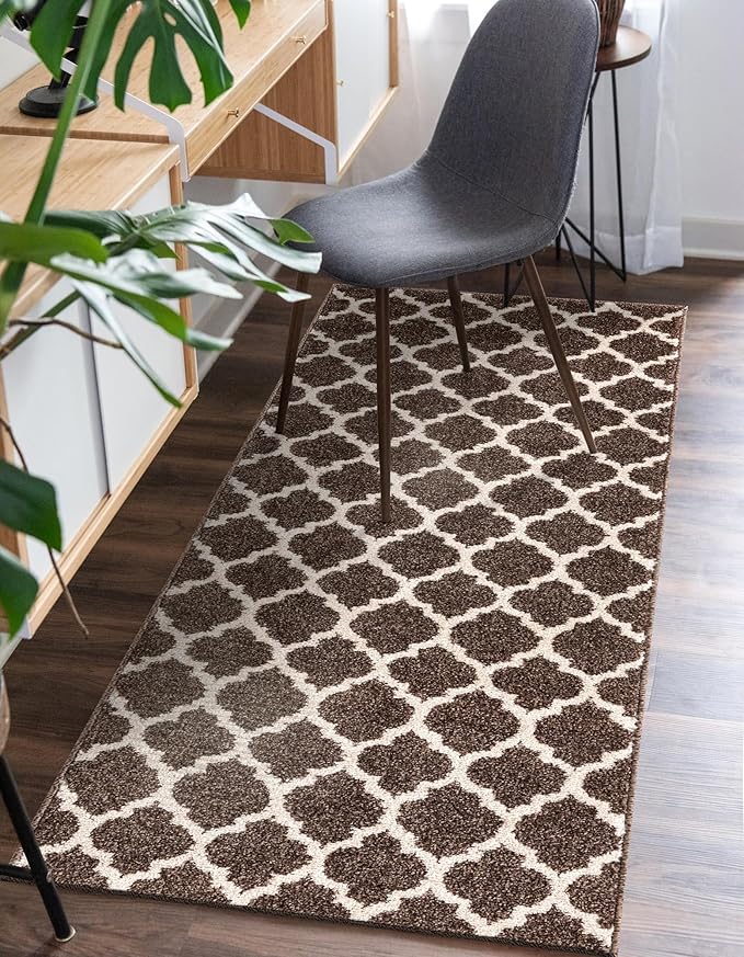 Rugs.com Lattice Collection Rug – 6 Ft Runner Brown Medium-Pile Rug Perfect for Hallways, Entryways