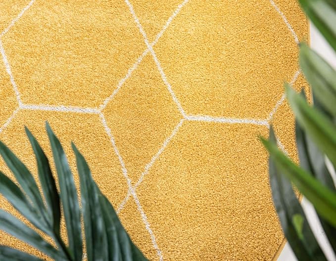 Unique Loom Trellis Frieze Collection Area Rug - Geometric (5' x 8' Oval, Yellow/ Ivory)