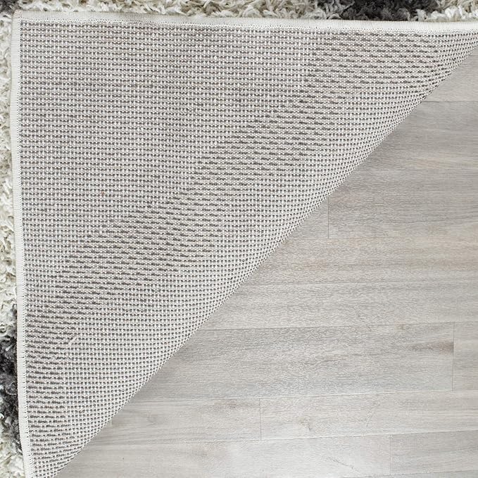 SAFAVIEH Dallas Shag Collection Area Rug - 6' Square, Ivory & Red, Trellis Design, Non-Shedding & Easy Care, 1.5-inch Thick Ideal for High Traffic Areas in Living Room, Bedroom (SGD257R)
