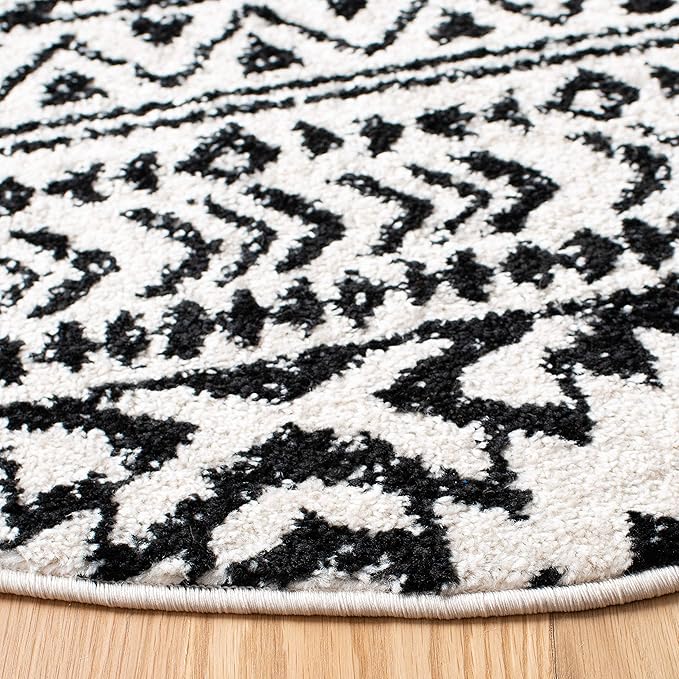 SAFAVIEH Tulum Collection Area Rug - 8' Round, Ivory & Black, Moroccan Boho Tribal Design, Non-Shedding & Easy to Clean, Ideal for Living Room, Bedroom, Dining Space (TUL272B)