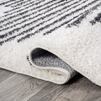 JONATHAN Y Elm Diamond Stripe Shag White/Gray Indoor Area Rug, 4x6, Geometric, Bohemian, Contemporary, Easy-Cleaning for Living Room, Bedroom, Kitchen, Pet Friendly, Non-Shedding (MOH408A-4)