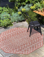 Unique Loom Outdoor Trellis Collection Area Rug - Tribal Trellis (5' 3" Octagon, Rust Red/ Ivory)
