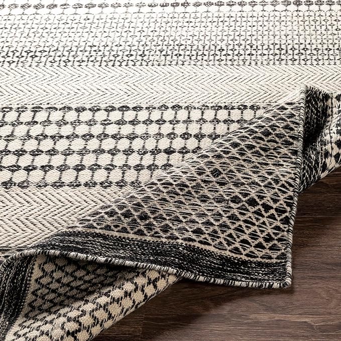 Mark&Day Wool Rugs, 5x7 Tervoort Global Black Area Rug, Blue Beige Carpet for Living Room, Bedroom or Kitchen (5' x 7'6")