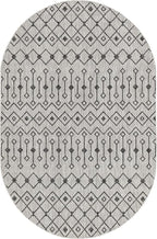 Unique Loom Outdoor Trellis Collection Area Rug - Tribal Trellis (5' 3" x 8' Oval, Gray/ Black)