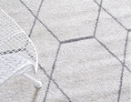 Unique Loom Trellis Frieze Collection Area Rug - Geometric (5' x 8' Oval, Ivory/ Gray)
