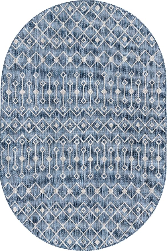 Unique Loom Outdoor Trellis Collection Area Rug - Tribal Trellis (5' 1" x 8' Oval, Blue/ Ivory)