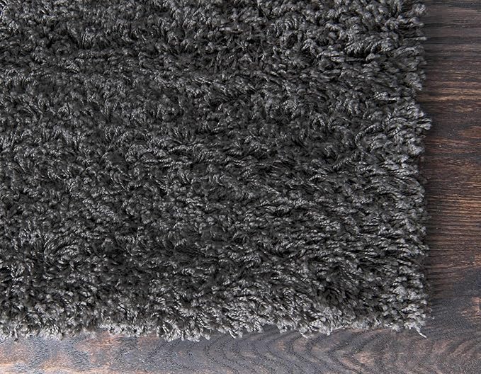 Unique Loom Solid Shag Collection Area Rug (2' 7" x 10' Runner, Graphite Gray)
