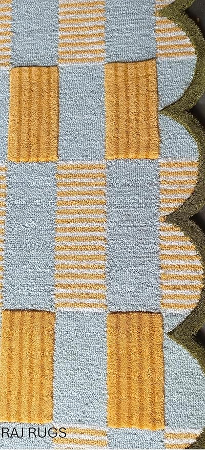 Handmade Woven Area Rug 5 x 8 ft with Scalloped Border, Cream and Mustard Checkered Pattern, Soft Decorative Rug for Living Room, Bedroom, Nursery