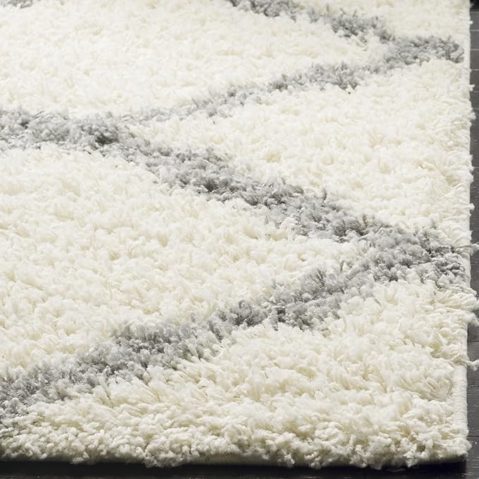 SAFAVIEH Dallas Shag Collection Accent Rug - 4' x 6', Ivory & Grey, Trellis Design, Non-Shedding & Easy Care, 1.5-inch Thick Ideal for High Traffic Areas in Entryway, Living Room, Bedroom (SGD257F)