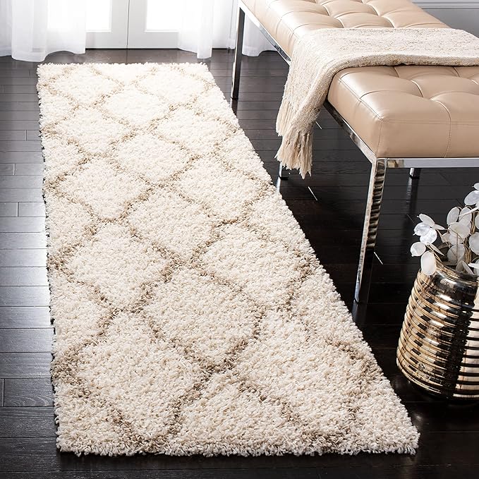 SAFAVIEH Dallas Shag Collection Runner Rug - 2'3" x 18', Ivory & Beige, Trellis Design, Non-Shedding & Easy Care, 1.5-inch Thick Ideal for High Traffic Areas in Living Room, Bedroom (SGD257B)