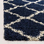 SAFAVIEH Dallas Shag Collection Runner Rug - 2'3" x 16', Navy & Ivory, Trellis Design, Non-Shedding & Easy Care, 1.5-inch Thick Ideal for High Traffic Areas in Living Room, Bedroom (SGD257N)