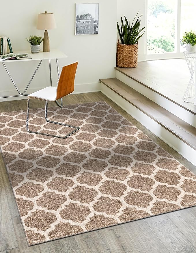 Rugs.com Lattice Collection Rug – 10x14 Light Brown Medium-Pile Rug Perfect for Living Rooms, Large Dining Rooms, Open Floorplans
