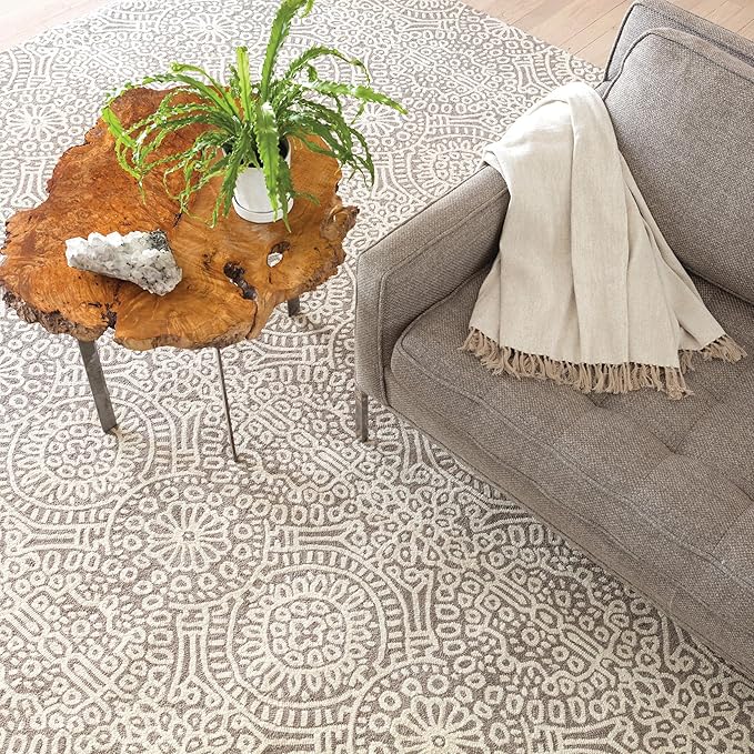 Dash & Albert Temple Taupe Hand Micro Hooked Wool Rug, 6 X 9 Feet, Tan Geometric Pattern