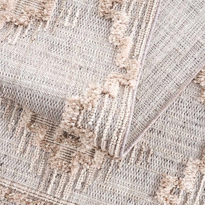 Hauteloom Ampusungan Modern Moroccan Medallion Farmhouse Living Room, Bedroom Area Rug - High Low - High Pile Carpet - Cream, Beige, Brown, Beige - 5'3" x 7'
