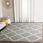 SAFAVIEH Dallas Shag Collection Accent Rug - 2'3" x 4', Ivory & Dark Grey, Trellis, Non-Shedding & Easy Care, 1.5-inch Thick Ideal for High Traffic Areas in Foyer, Living Room, Bedroom (SGD257H)