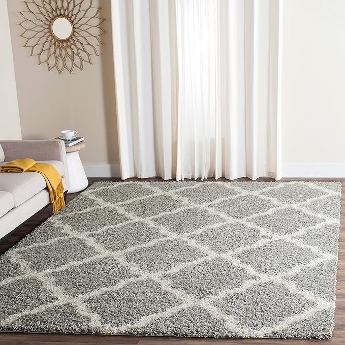 SAFAVIEH Dallas Shag Collection Accent Rug - 2'3" x 4', Ivory & Light Pink, Trellis Design, Non-Shedding & Easy Care, 1.5-inch Thick Ideal for High Traffic Areas in Foyer, Entryway, Bedroom (SGD257P)