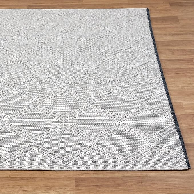 LUXE WEAVERS Modern Farmhouse Beige 8x10 Washable Area Rug, Anti-Slip Diamond Pattern Carpet