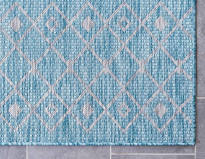 Unique Loom Outdoor Trellis Collection Area Rug - Tribal Trellis (4' 1" x 6' 1" Rectangle, Aqua/ Ivory)