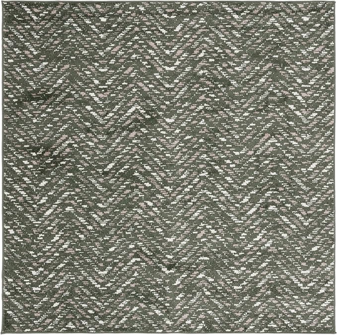 SAFAVIEH Adirondack Collection Area Rug - 6' Square, Dark Green & Ivory, Chevron Design, Non-Shedding & Easy Care, Ideal for High Traffic Areas in Living Room, Bedroom, Dining (ADR104Y-6SQ)