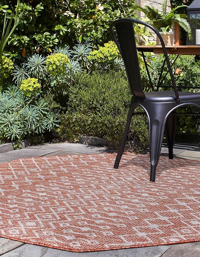 Unique Loom Outdoor Trellis Collection Area Rug - Tribal Trellis (5' 3" Octagon, Rust Red/ Ivory)