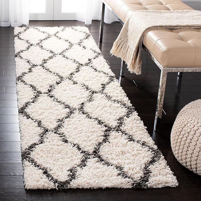 SAFAVIEH Dallas Shag Collection Runner Rug - 2'3" x 10', Ivory & Dark Grey, Trellis Design, Non-Shedding & Easy Care, 1.5-inch Thick Ideal for High Traffic Areas in Living Room, Bedroom (SGD257H)
