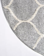 Rugs.com Lattice Frieze Collection Rug – 4' Round Light Gray Medium Rug Perfect for Kitchens, Dining Rooms