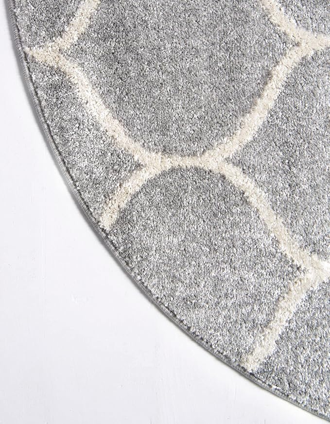 Rugs.com Lattice Frieze Collection Rug – 8' Round Light Gray Medium Rug Perfect for Kitchens, Dining Rooms