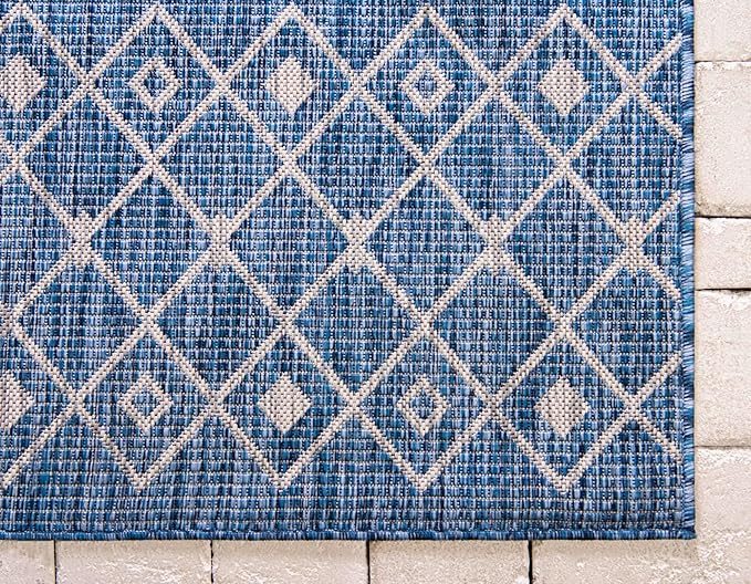 Unique Loom Outdoor Trellis Collection Area Rug - Tribal Trellis (6' 1" x 9' Rectangle, Blue/ Ivory)