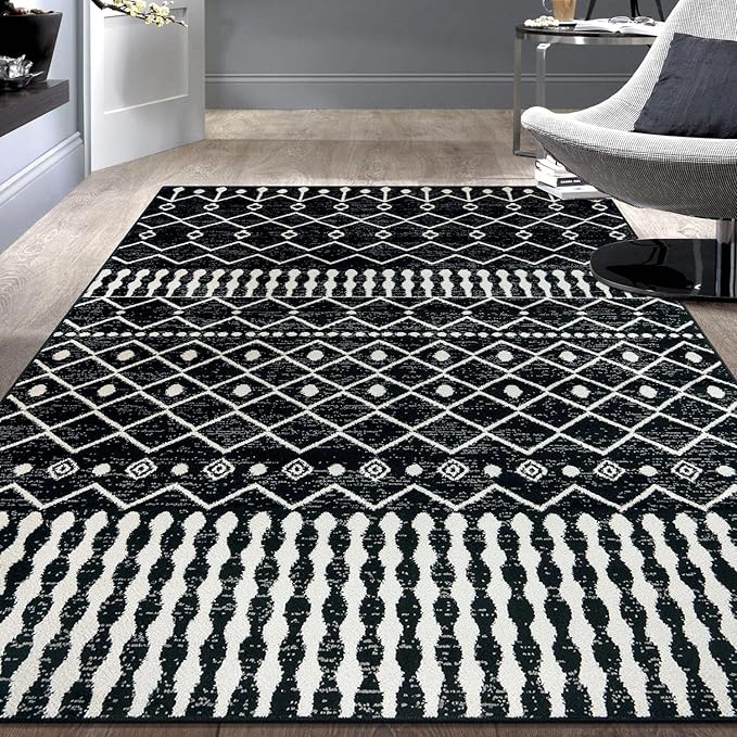 Rugshop Boho Black and White Tribal Area Rug – Geometric Diamond and Stripe Pattern Carpet for Living Room, Bedroom, or Entryway – Soft Modern Bohemian Floor Décor 5' x 7' Black
