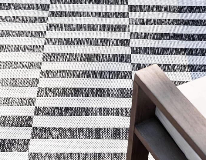 Unique Loom Outdoor Striped Collection Classic Stripes, Transitional Indoor & Outdoor Area Rug (8' 0 x 11' 0 Rectangular, Charcoal/ Ivory)