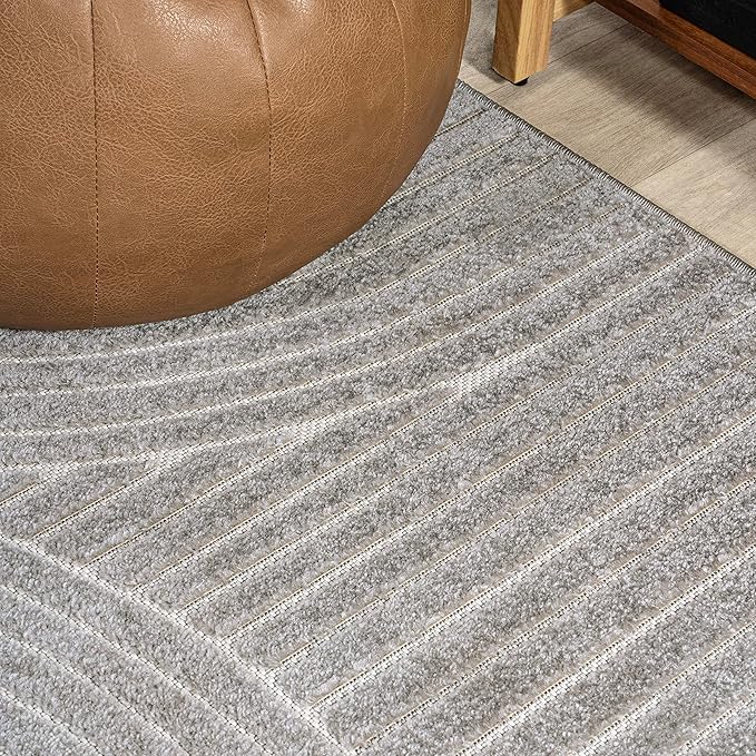 JONATHAN Y Hallie High-Low Curve Gray/Ivory Indoor/Outdoor Runner Rug, 2x10, Minimalist, Pet Friendly, Non-Shedding, Stain Resistant, Hose-Washable for Backyard, Patio, Porch (SCN100A-210)