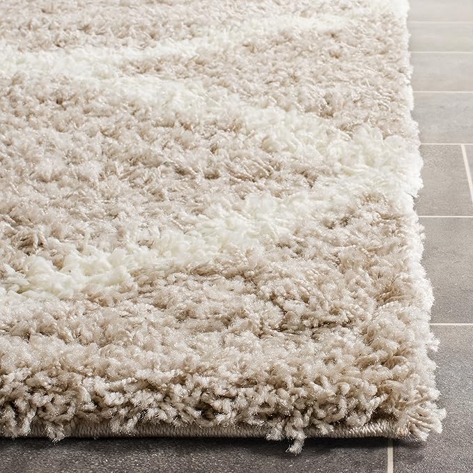 SAFAVIEH Dallas Shag Collection Area Rug - 8' Round, Beige & Ivory, Trellis Design, Non-Shedding & Easy Care, 1.5-inch Thick Ideal for High Traffic Areas in Living Room, Bedroom (SGD257D)