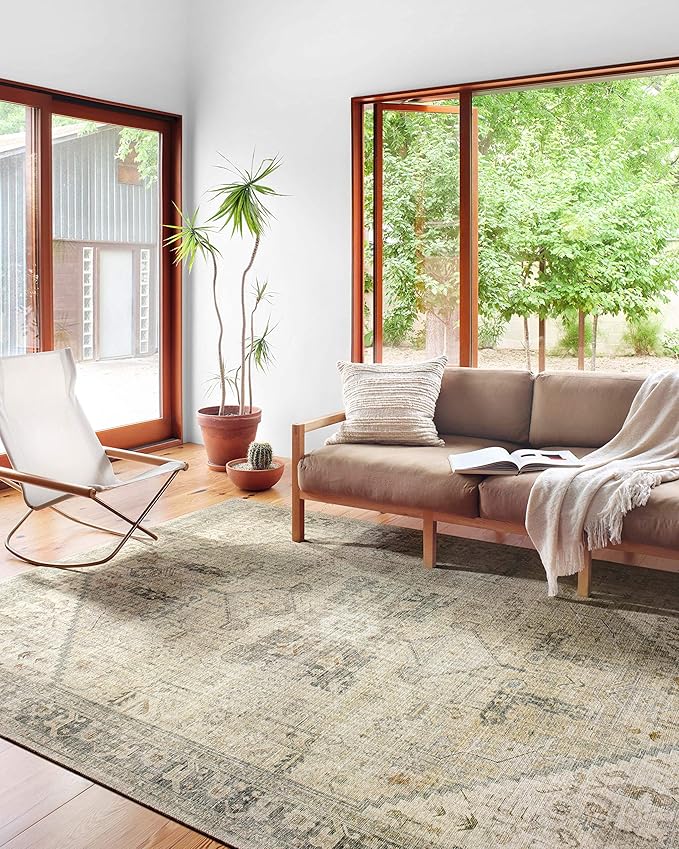 Loloi Skye Collection SKY-13 Natural/Sand 2'-0" x 5'-0" Accent Rug