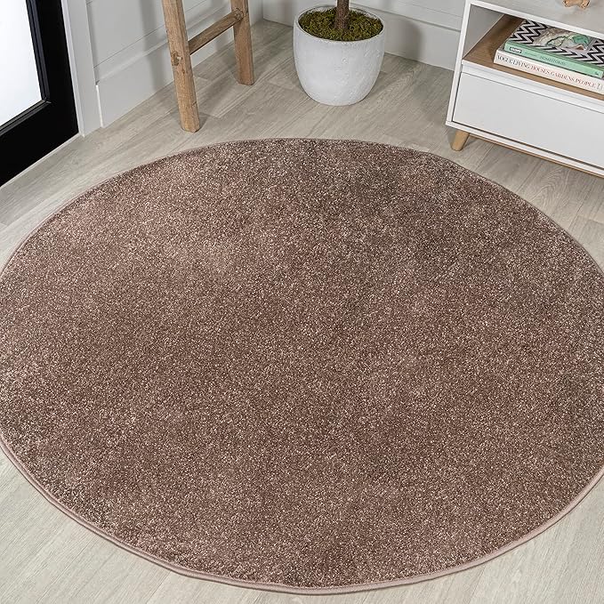 JONATHAN Y Haze Solid Low-Pile Brown 8' Round Indoor Area Rug, Coastal,Bohemian,Minimalist,Classic, Easy-Cleaning for Living Room,Bedroom,Kitchen,Pet Friendly,Non-Shedding (SEU100J-8R)