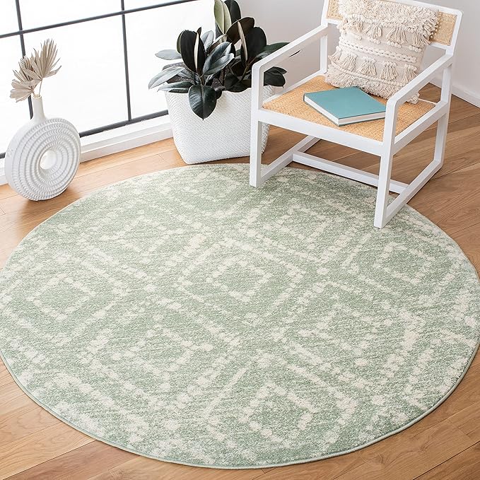 SAFAVIEH Adirondack Collection 6' Round Green/Ivory ADR131Y Modern Diamond Distressed Non-Shedding Living Room Dining Bedroom Foyer Area Rug