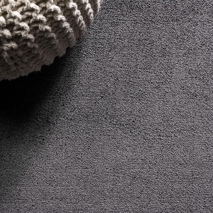 JONATHAN Y Haze Solid Low-Pile Black Indoor Area Rug 5x8, Coastal,Bohemian,Minimalist,Classic, Easy-Cleaning for Living Room,Bedroom,Kitchen,Pet Friendly,Non-Shedding (SEU100I-5)