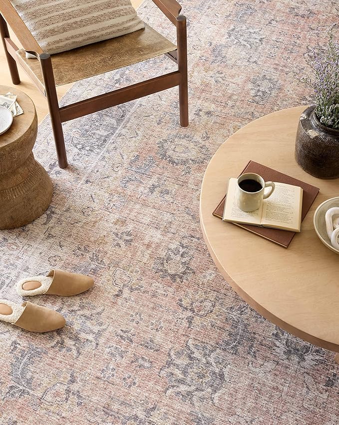 Loloi Skye Collection SKY-01 Blush/Grey 6'-0" x 6'-0" Round Area Rug