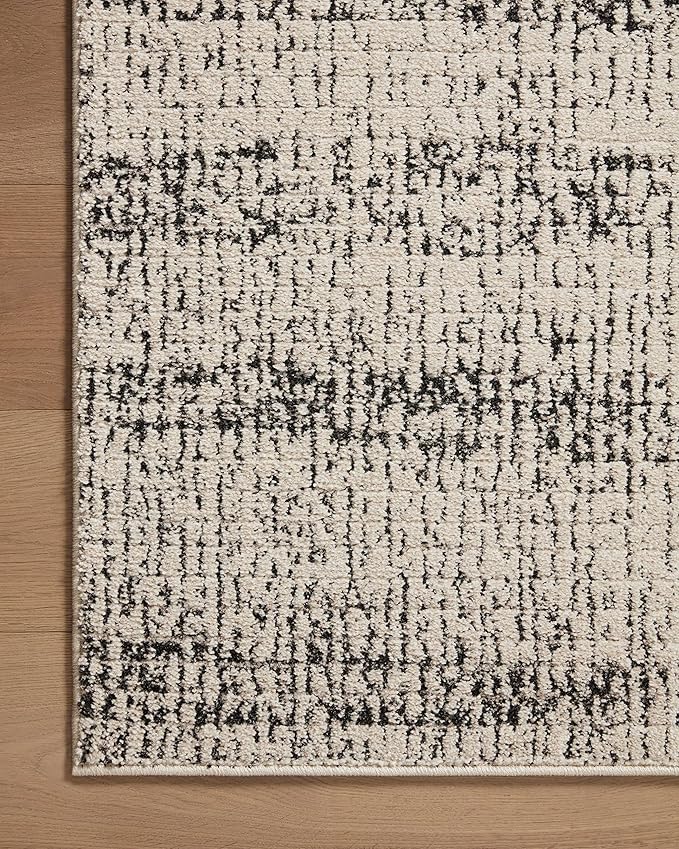 Loloi Darby Collection DAR-02 Oatmeal/Charcoal 2'-7" x 12'-0" Runner Rug